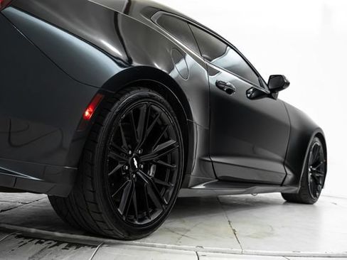 Used 2018 Chevrolet Camaro ZL1 RWD image 13