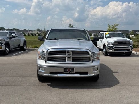 Used 2009 Dodge Ram 1500 Truck SLT w/ SLT Plus D←cor Group AWD/4WD image 2