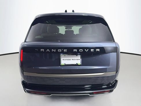 Certified 2025 Land Rover Range Rover SE AWD/4WD image 6