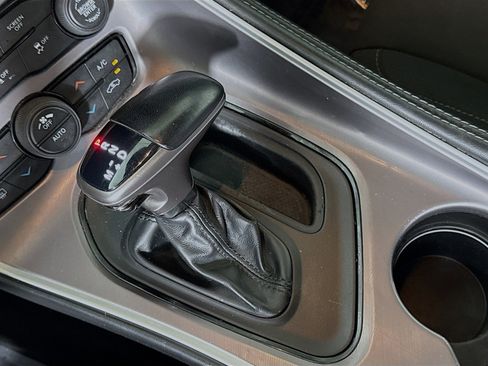 Used 2022 Dodge Challenger GT image 20