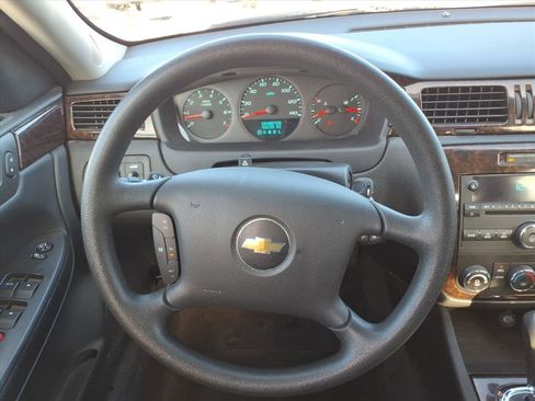 Used 2014 Chevrolet Impala Limited LS image 20