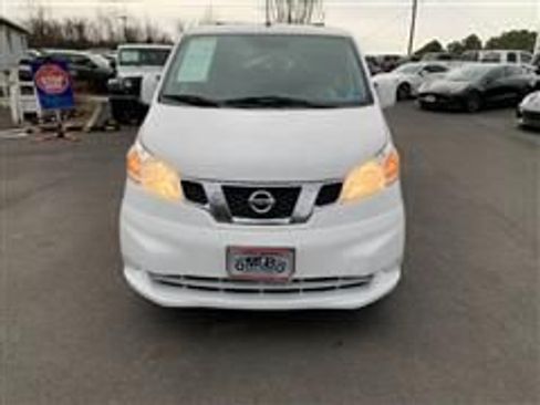 Used 2017 Nissan NV200 SV w/ Technology Package image 9