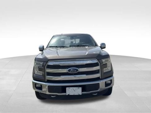 Used 2015 Ford F150 King Ranch w/ Equipment Group 601A Luxury AWD/4WD image 8