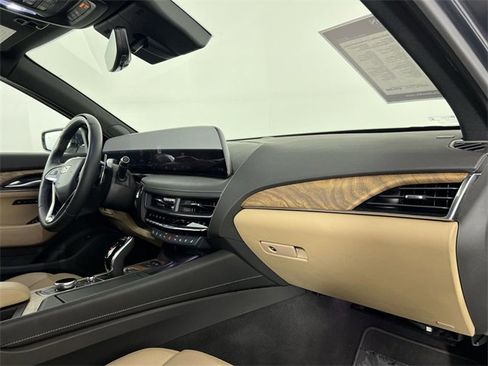 Used 2025 Cadillac CT5 Premium Luxury image 30