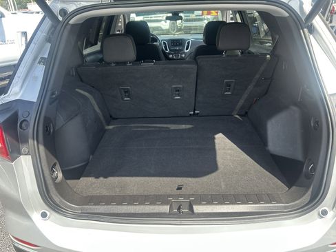 Used 2021 Chevrolet Equinox LT AWD/4WD image 30
