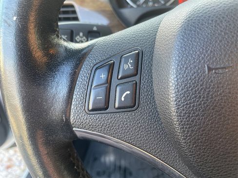 Used 2011 BMW 328i Convertible image 51