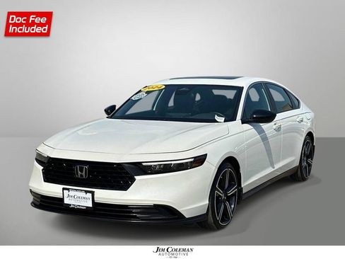 Used 2024 Honda Accord Sport image 1