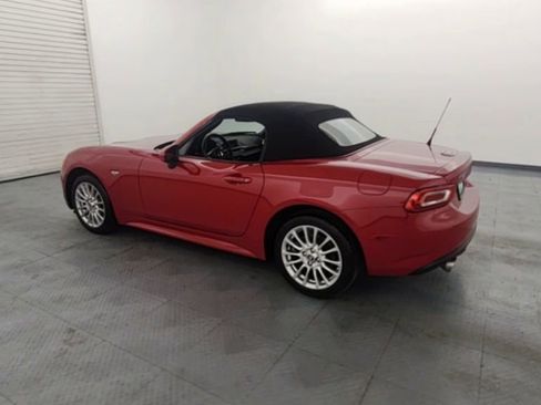 Used 2018 FIAT 124 Spider Classica image 6
