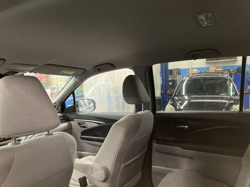 Used 2019 Honda Pilot EX image 18