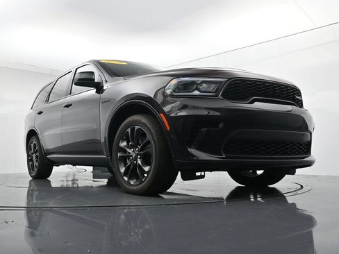 Used 2024 Dodge Durango R/T w/ Blacktop Package AWD/4WD image 32