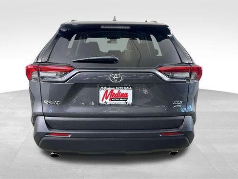 Used 2021 Toyota RAV4 XLE AWD/4WD image 6
