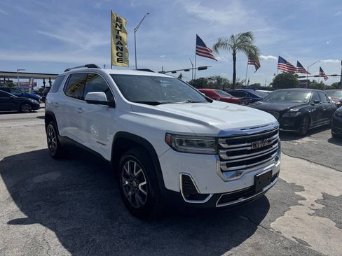 Used 2023 GMC Acadia SLT AWD/4WD image 2