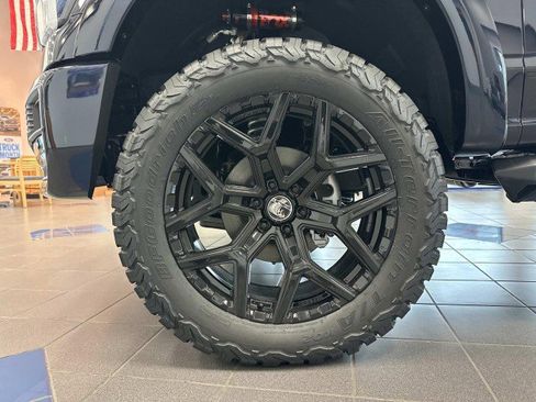 New 2025 Ford F150 Lariat w/ Equipment Group 501A Mid image 11