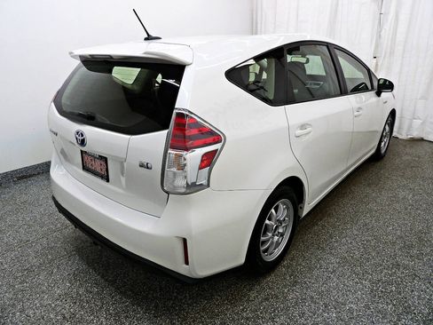 Used 2015 Toyota Prius V Four FWD image 6