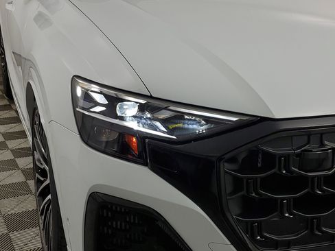 Certified 2024 Audi SQ8 Prestige image 15