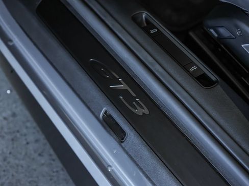 Certified 2026 Porsche 911 GT3 RWD image 13