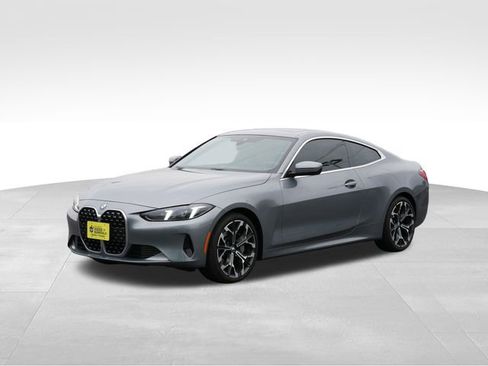 Used 2025 BMW 430i xDrive Coupe w/ Premium Package image 3