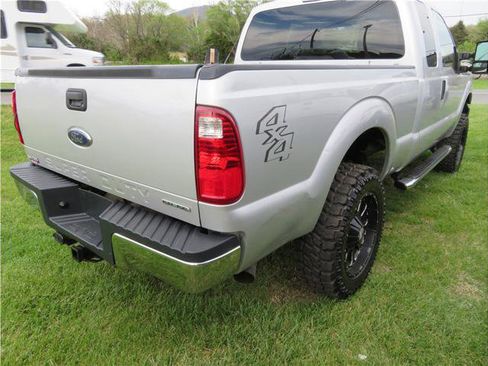 Used 2012 Ford F250 XLT w/ Snow Plow Prep Pkg image 14