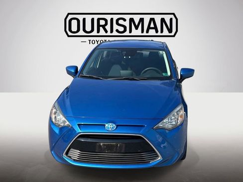 Certified 2018 Toyota Yaris iA FWD image 2