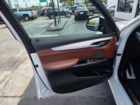 Used 2017 BMW X6 xDrive35i AWD/4WD image 39