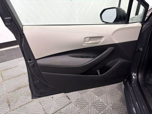 Used 2023 Toyota Corolla LE FWD image 10