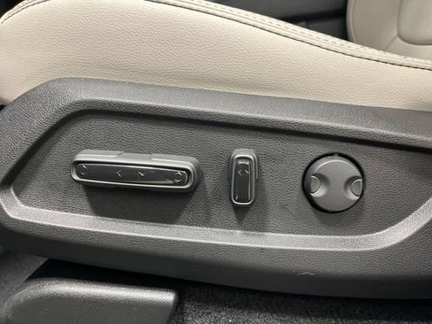 New 2026 Honda Pilot Touring image 14