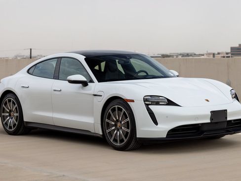 Used 2024 Porsche Taycan RWD image 5