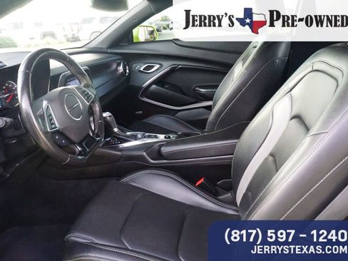 Used 2019 Chevrolet Camaro LT w/ RS Package image 17