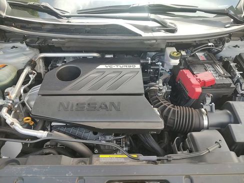 Used 2022 Nissan Rogue SL FWD image 32