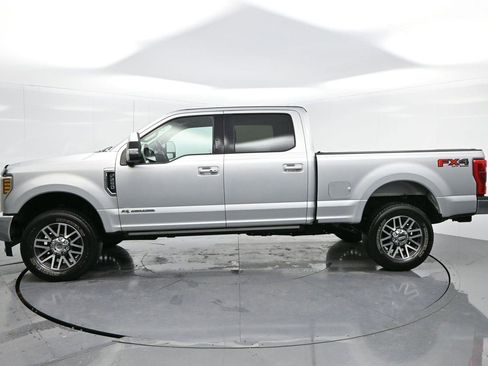 Used 2019 Ford F250 Lariat w/ Lariat Ultimate Package image 4