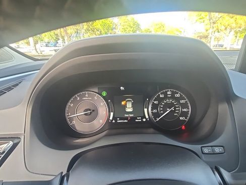 Used 2025 Acura RDX SH-AWD w/ Technology Package image 18