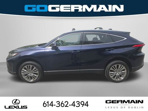 Used 2023 Toyota Venza XLE AWD/4WD image 12