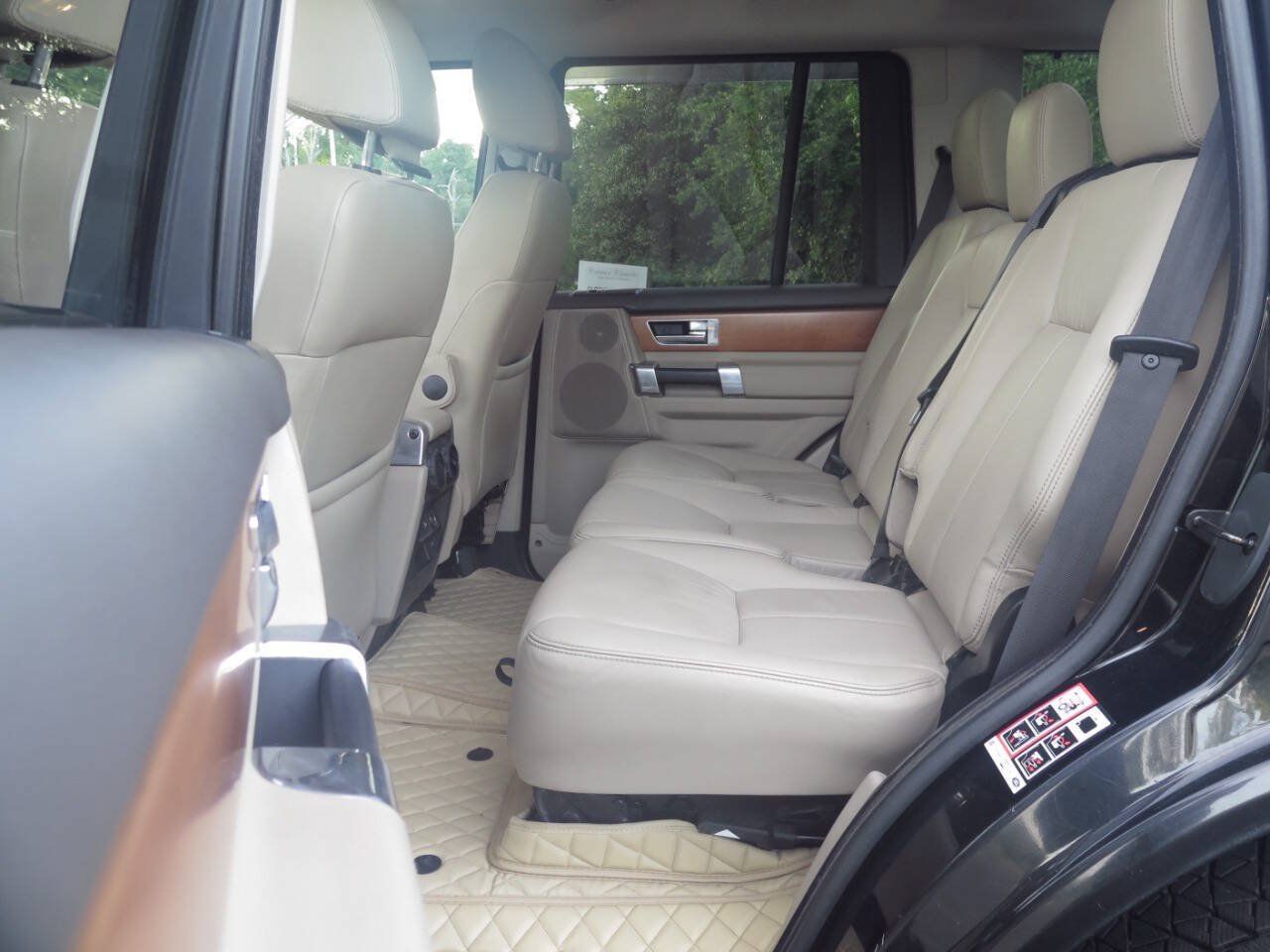 Used 2012 Land Rover LR4 HSE LUX w/ Luxury Pkg AWD/4WD image 13