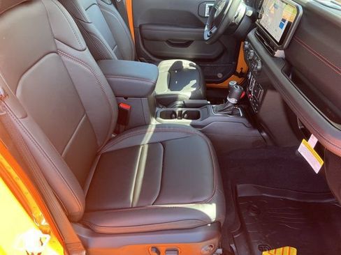 New 2026 Jeep Wrangler Unlimited Rubicon 392 w/ Quick Order Package 27X Moab AWD/4WD image 13