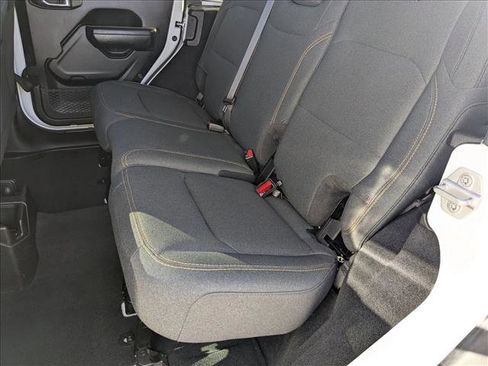 Used 2024 Jeep Wrangler Sport S image 18