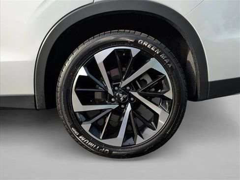 Used 2024 Mitsubishi Outlander 4WD Plug-In Hybrid image 25