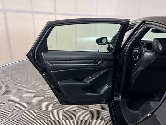 Used 2021 Honda Accord Sport image 29