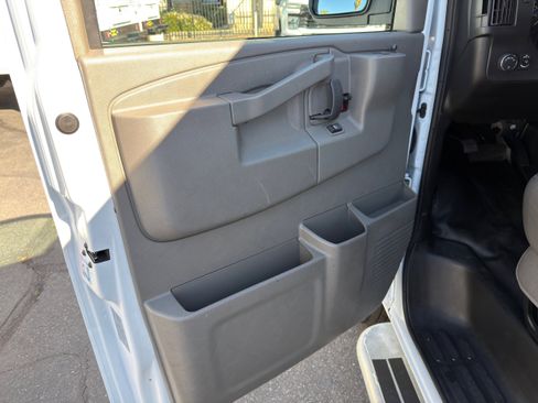 Used 2024 GMC Savana 2500 w/ Driver Convenience Package RWD image 23