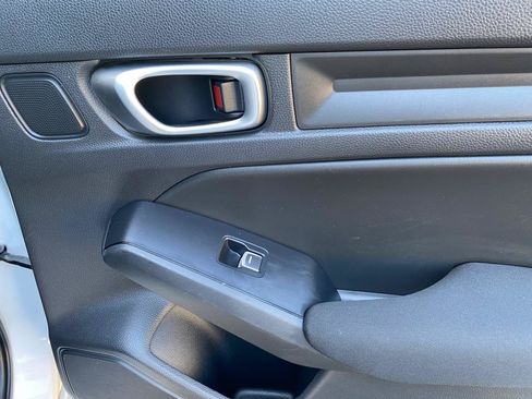 Used 2023 Honda Civic LX image 38