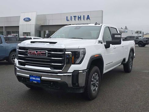 Used 2024 GMC Sierra 3500 SLE w/ SLE Value Package image 1