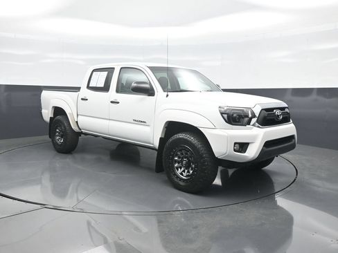 Used 2012 Toyota Tacoma 4x4 Double Cab w/ SR5 Pkg image 1