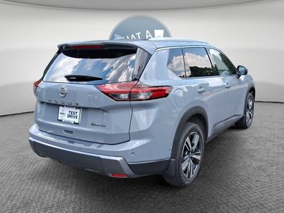 Used 2024 Nissan Rogue SL w/ SL Premium Package