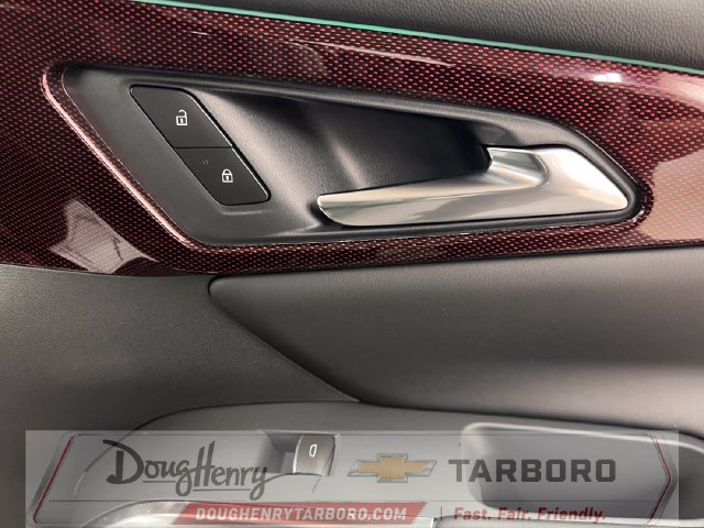 New 2027 Chevrolet Traverse RS w/ LPO, Floor Liner Package FWD image 38