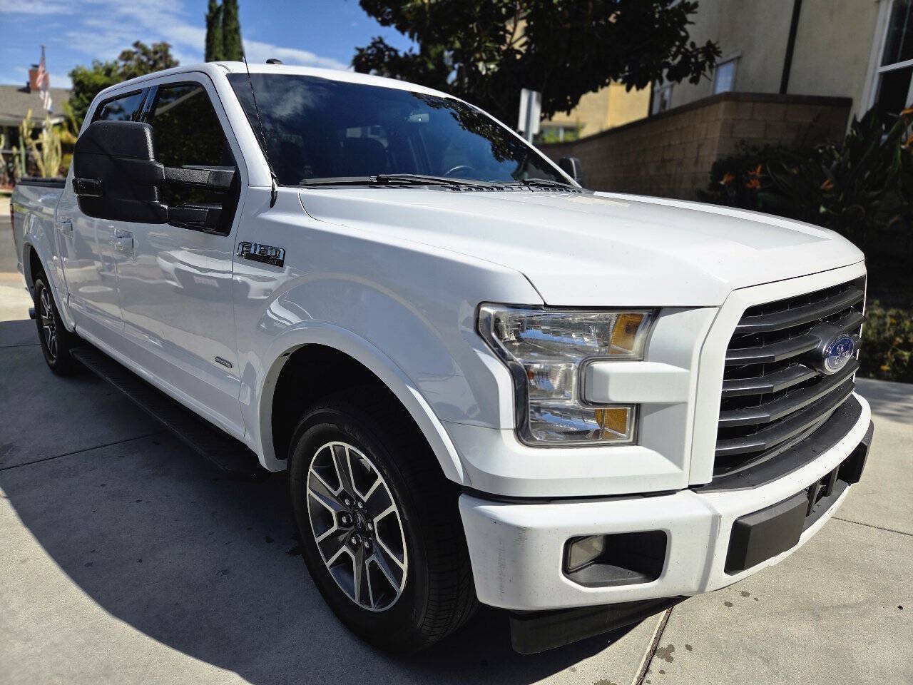 Used 2017 Ford F150 XLT w/ Equipment Group 302A Luxury RWD image 7
