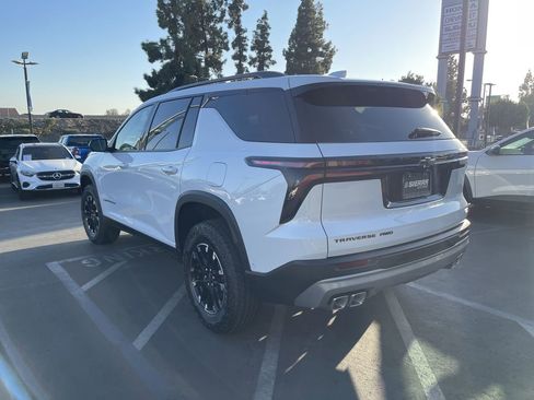 New 2026 Chevrolet Traverse Z71 w/ Enhanced Driving Package image 10