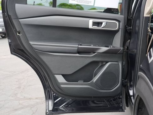 Used 2020 Ford Explorer 4WD image 19