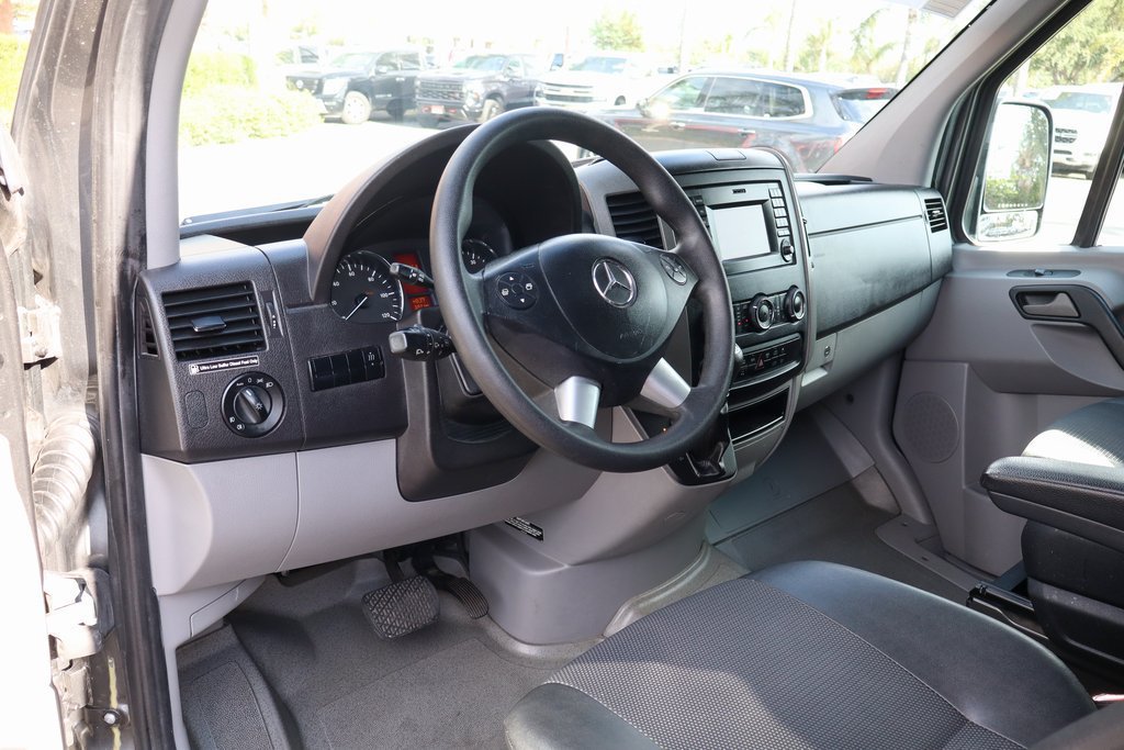 Used 2018 Mercedes-Benz Sprinter 2500 image 21