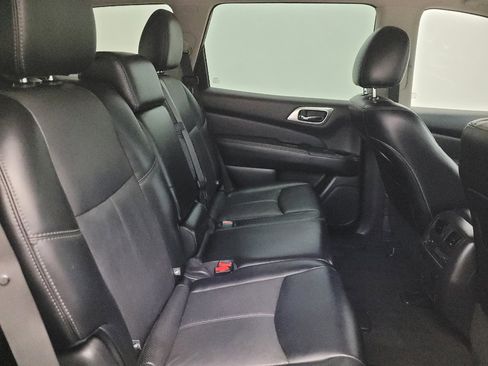 Used 2015 Nissan Pathfinder Platinum AWD/4WD image 19