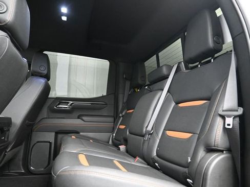 Used 2023 GMC Sierra 1500 AT4 w/ AT4 Premium Package image 23