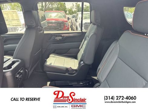 New 2026 GMC Yukon XL AT4 w/ AT4 Premium Plus Package AWD/4WD image 23